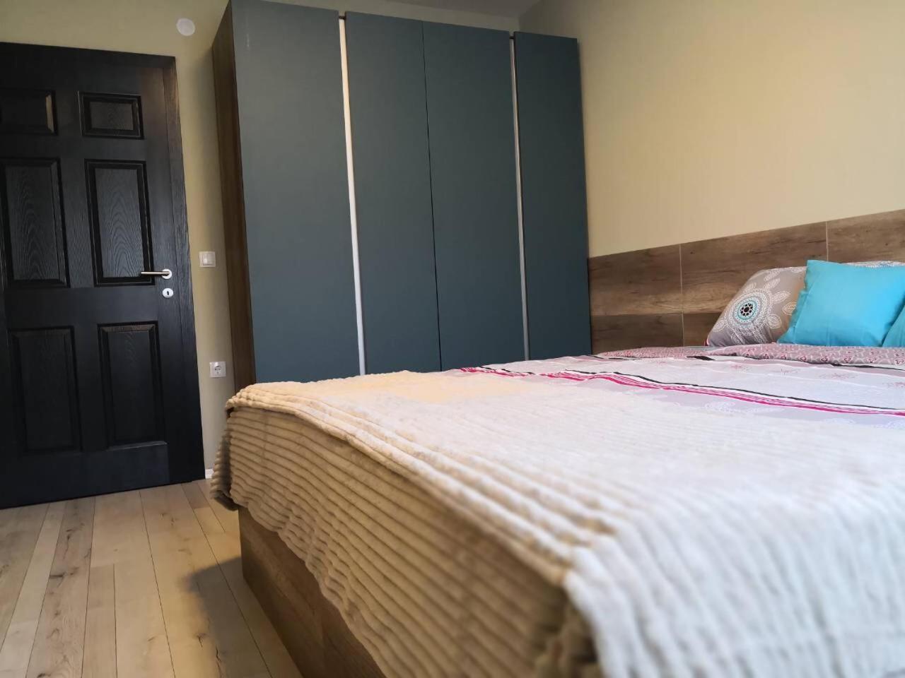Mihajlovik Lux Apartment In Heart Of Скопье Экстерьер фото